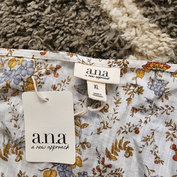 Tank top - Picture 4 of 5